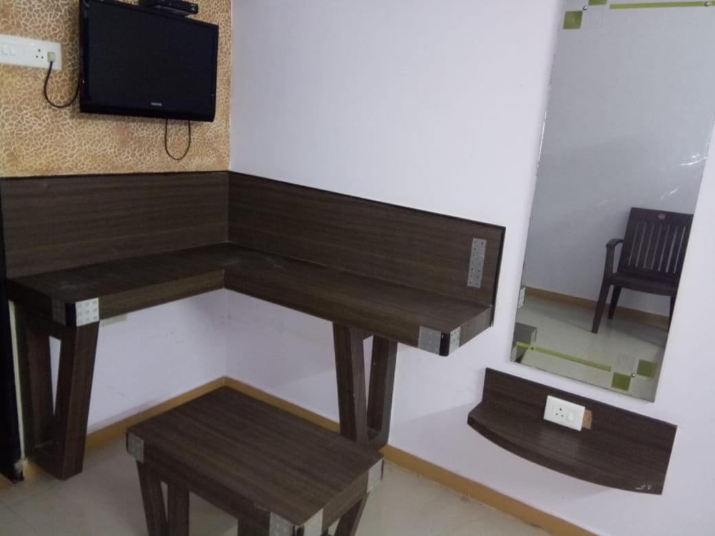 Hotel Kailash Dwārka 외부 사진
